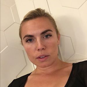 Meet your Posher, Sally